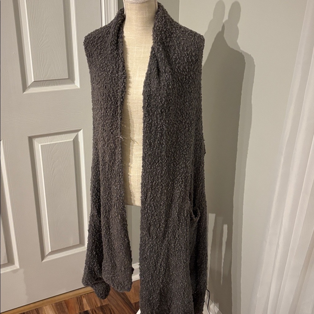 Demdaco Giving Collection Textured Gray Shawl